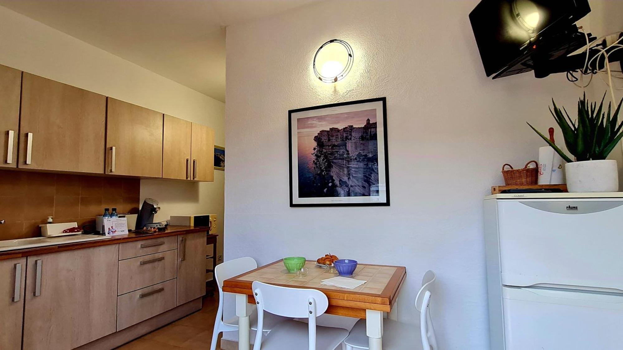 Appartement Kalliste, Logements Avec Vue Citadelle De Bonifacio 博尼法乔 外观 照片