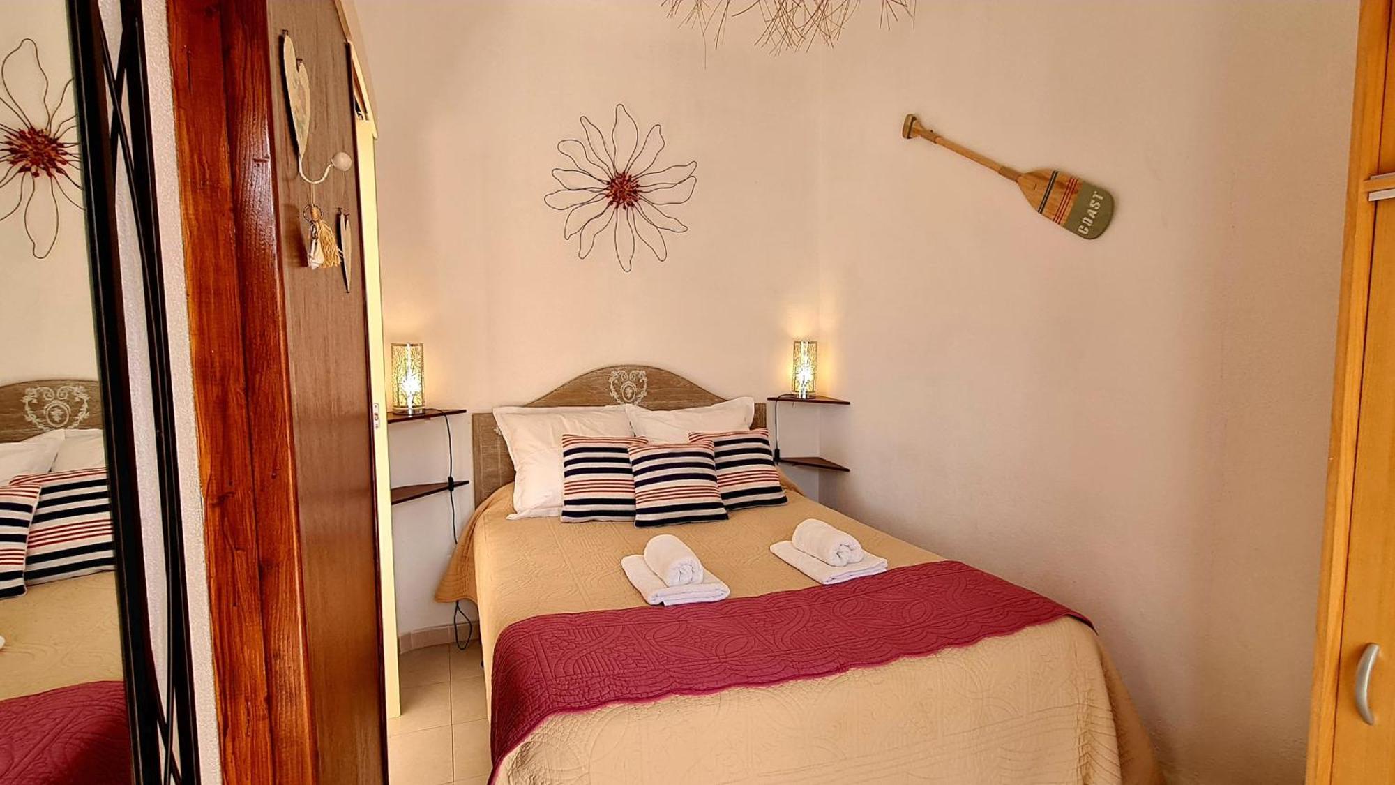 Appartement Kalliste, Logements Avec Vue Citadelle De Bonifacio 博尼法乔 外观 照片